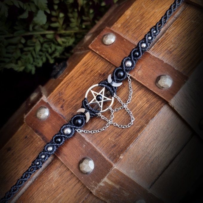 Talisman choker Hécate