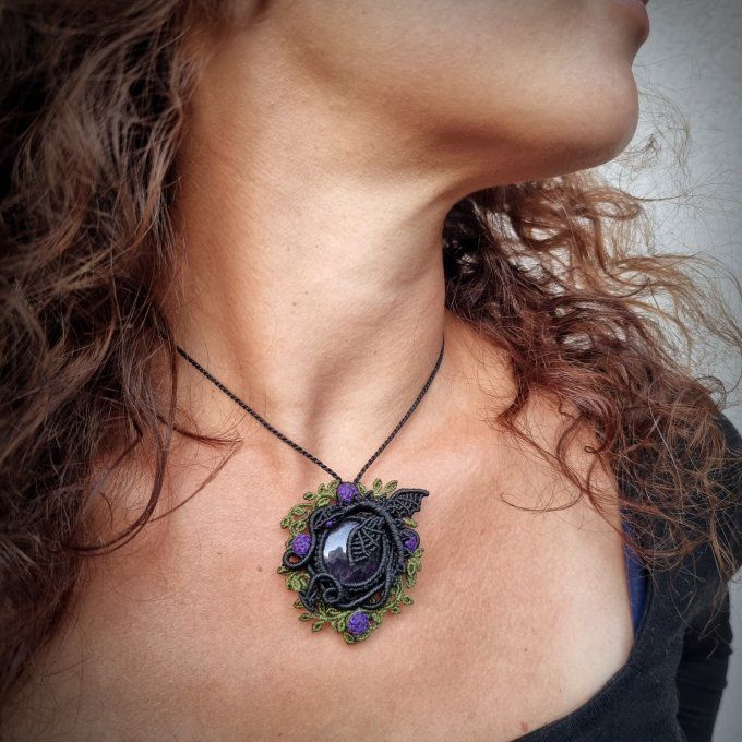 Rayen, la dragonne des roses