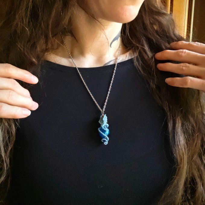 Talisman Dragon sur fiole - Ice