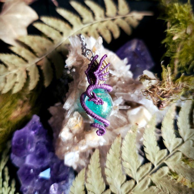 Talisman Dragon sur fiole - Eloria