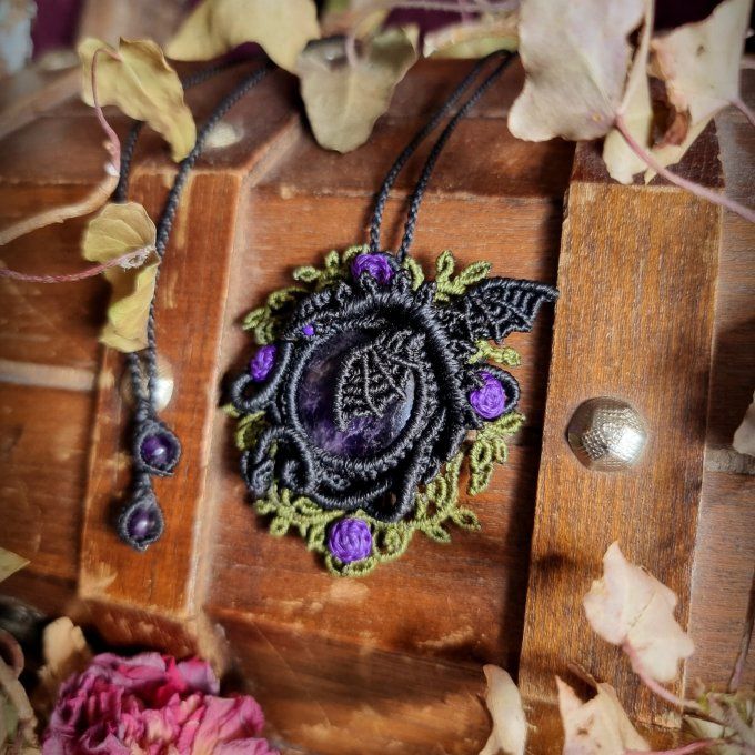 Rayen, la dragonne des roses