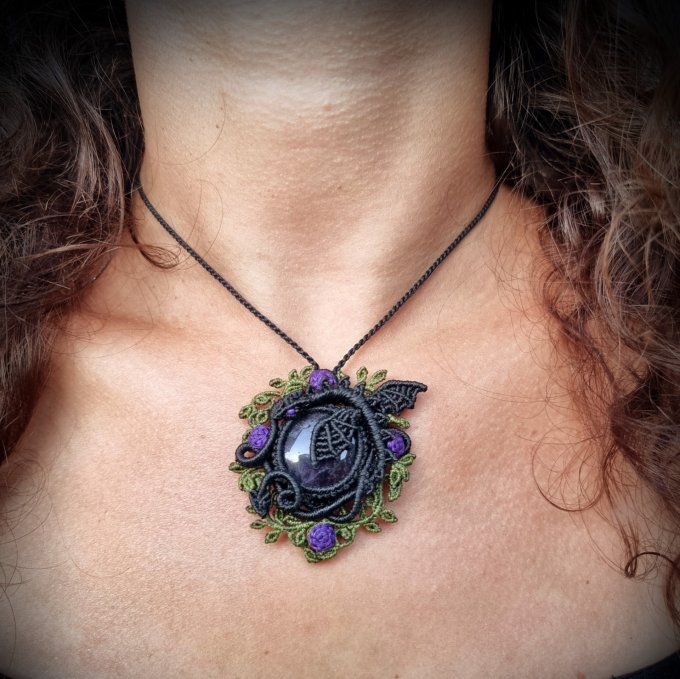 Rayen, la dragonne des roses